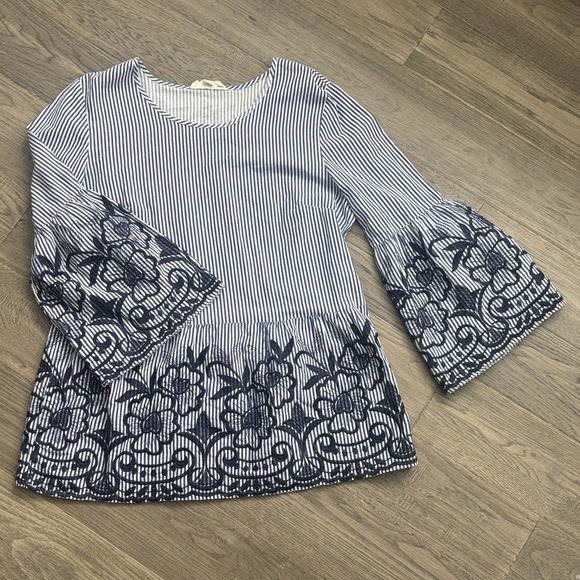 Luna Moon Tops - Luna Moon |Striped and Embroidered Boho Bell Sleeve Top Navy and White Sz Medium